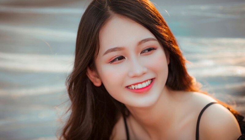 Không cần niềng răng khi răng khểnh không ảnh hưởng tới sức khỏe răng miệng.