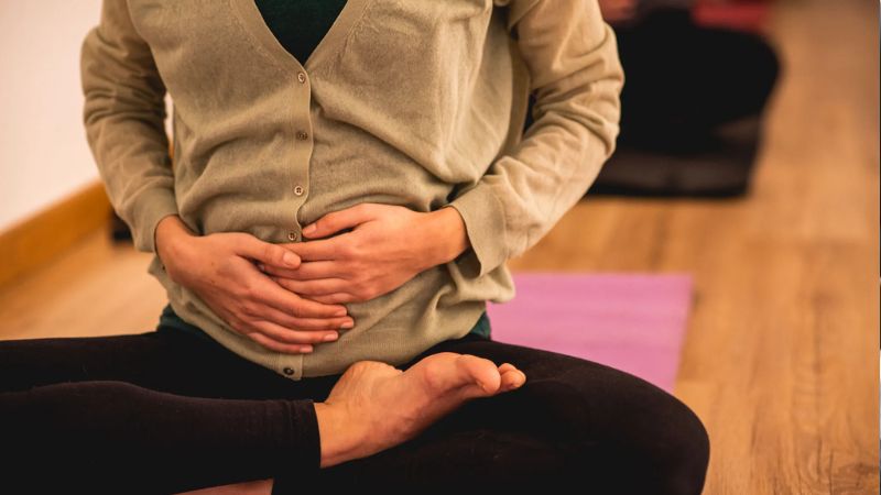 Đầu năm nhổ răng có sao không? Lưu ý để nhổ răng an toàn Nếu đang mang thai 3 tháng đầu, bạn không nên nhổ răng đầu năm mới