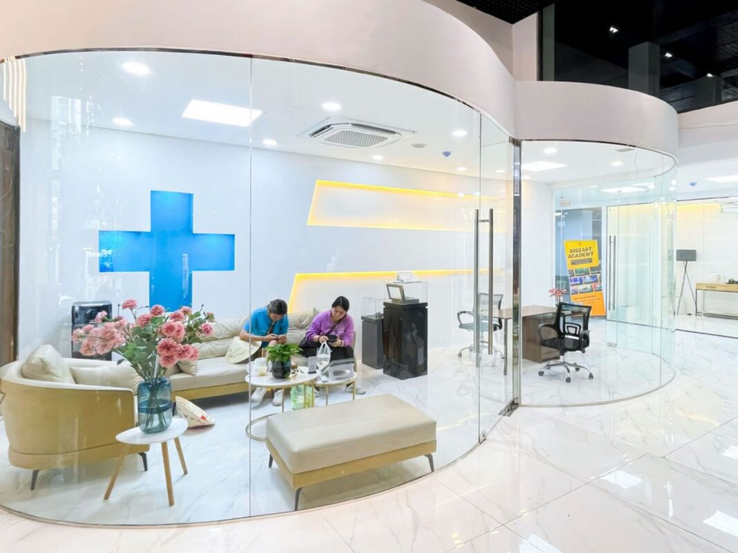 Nha khoa BeDental: Địa chỉ được khách hàng trong và ngoài nước tin chọn Không gian phòng khám thiết kế theo tiêu chuẩn 5 sao đảm bảo riêng tư và an toàn cho khách hàng