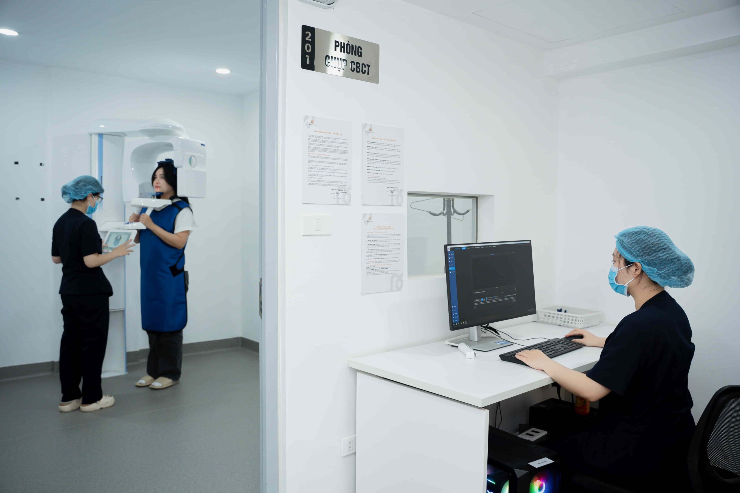 Nha khoa MIA tiên phong nâng tầm trải nghiệm khách hàng MIA đầu tư hệ thống công nghệ hiện đại cùng không gian khám chữa thiết kế rộng rãi, sạch sẽ