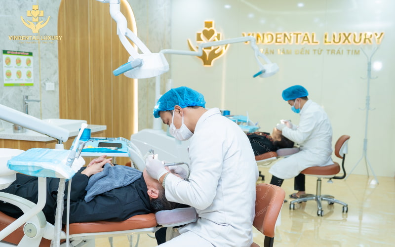 Nha khoa Vindental Luxury: Đẳng cấp thẩm mỹ nụ cười chuẩn quốc tế Nha khoa Vindental Luxury tạo dựng uy tín thông qua hàng nghìn ca thành công