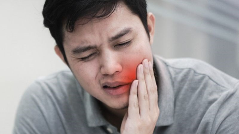 Nhổ răng ăn tôm được không? Lời khuyên từ nha sĩ Các nhóm thực phẩm mềm, dễ nhai là lựa chọn phù hợp để bổ sung vào thực đơn sau khi nhổ răng