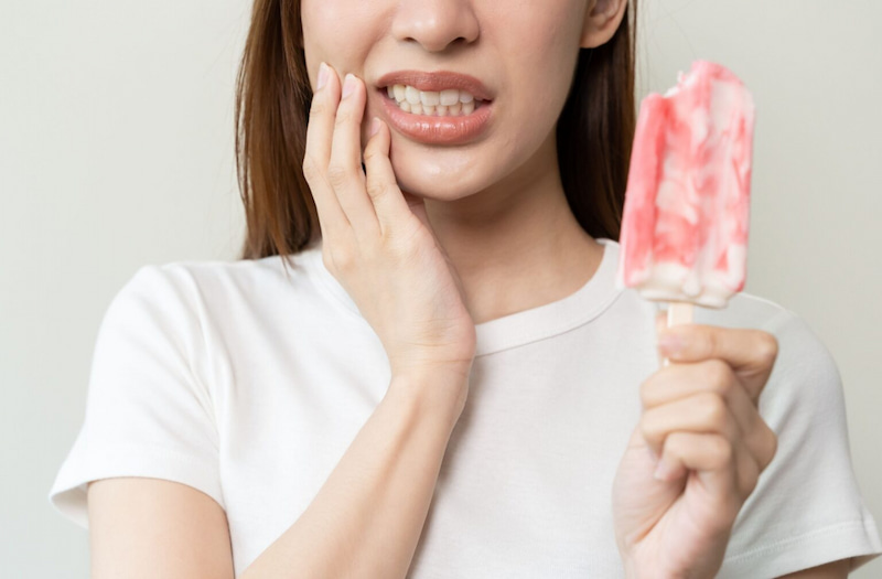 Nhổ răng xong có được ăn kem không? Cách ăn giảm sưng đau Nhổ răng xong có được ăn kem không? Câu trả lời là có