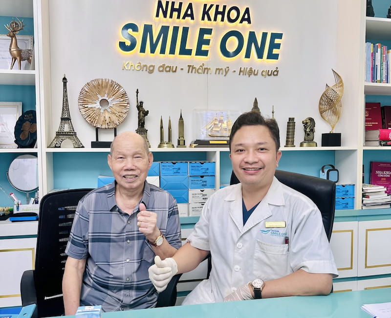 Danh sách 4 bác sĩ nhổ răng nổi tiếng nhiều lượt đặt lịch khám ThS.BS Nguyễn Tuấn Dương là chuyên gia Implant, chỉnh nha và nhổ răng