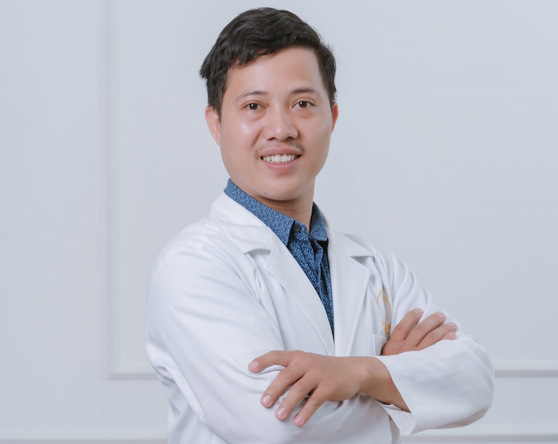 Review chân thực 5 bác sĩ Răng Hàm Mặt giỏi tại Đà Nẵng BS Đoàn Thanh Minh giữ vai trò Giám đốc chuyên môn tại nha khoa Việt Hàn