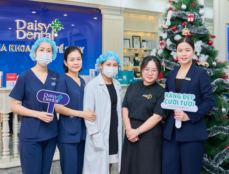 Giá niềng răng Nha Trang bao nhiêu? Mức phí tại 5 nha khoa DAISY là hệ thống nha khoa hiện đại chăm sóc Răng Hàm Mặt toàn diện