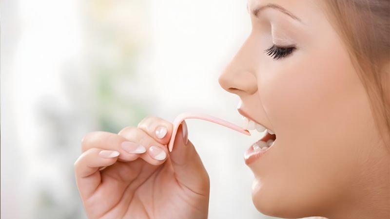 Hóp thái dương khi niềng răng: Nguyên nhân và cách cải thiện Lực ăn nhai giảm trong thời gian dài dễ gây hóp má, thái dương
