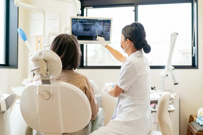 Người bị tiểu đường có trồng răng Implant được không? Sau khi trồng Implant, người bệnh cần tuân thủ lịch tái khám 3-6 tháng/lần