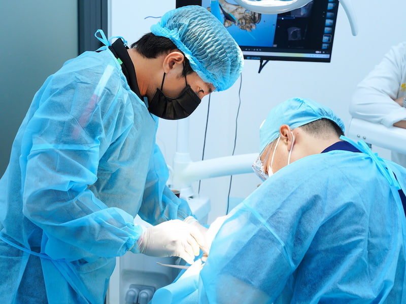 Trồng răng sứ ở đâu tốt TPHCM? Top 6 nha khoa uy tín nhất Parkview tạo uy tín nhờ nền tảng chuyên môn vững chắc của đội ngũ bác sĩ