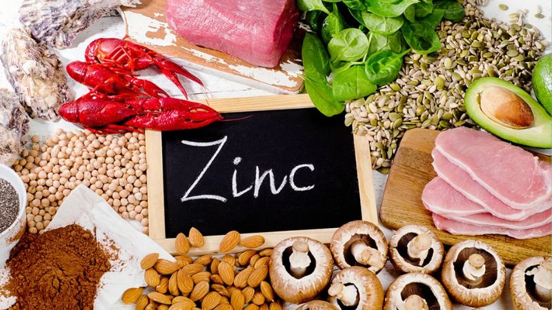 Bị viêm nha chu nên ăn gì? Danh sách thực phẩm cần tránh Tăng cường nhóm thực phẩm giàu kẽm giúp tại tạo mô và nâng cao khả năng miễn dịch