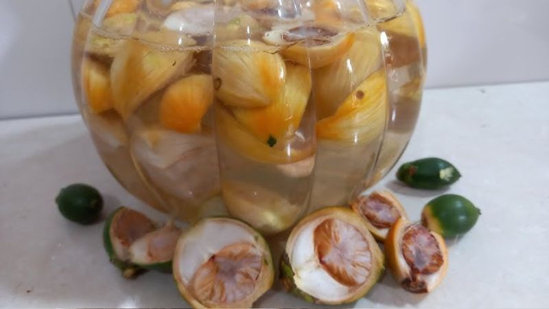Hướng dẫn cách làm hạt cau ngâm rượu chữa đau răng tại nhà Theo dân gian, hạt cau ngâm rượu có tác dụng hỗ trợ giảm đau răng