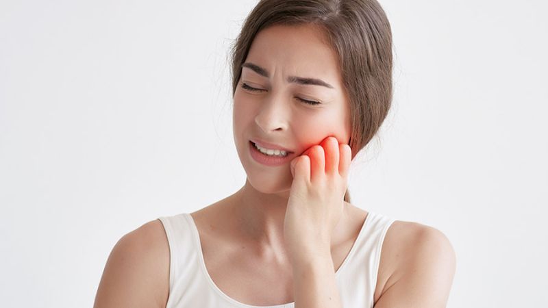 Hướng dẫn cách làm hạt cau ngâm rượu chữa đau răng tại nhà Rượu cau phù hợp sử dụng cho trường hợp răng đau mức độ nhẹ