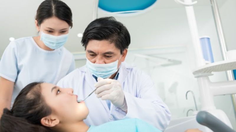 Giá điều trị viêm nha chu bao nhiêu tiền? Cách tiết kiệm chi phí Thăm khám viêm nha chu trước khi quyết định điều trị