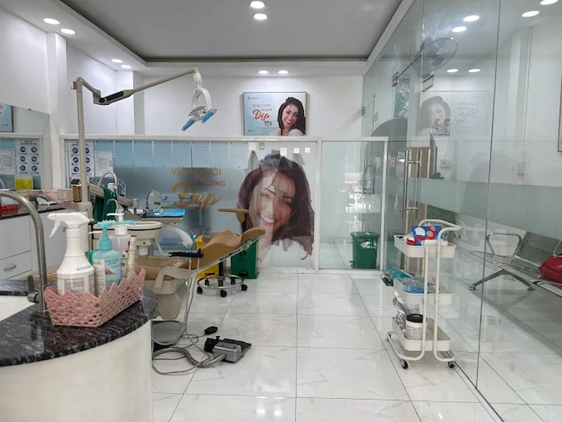 Review các nha khoa ở Bình Chánh được đánh giá tốt hiện nay Phòng khám trang bị thiết bị hiện đại đáp ứng tốt nhu cầu điều trị nha khoa