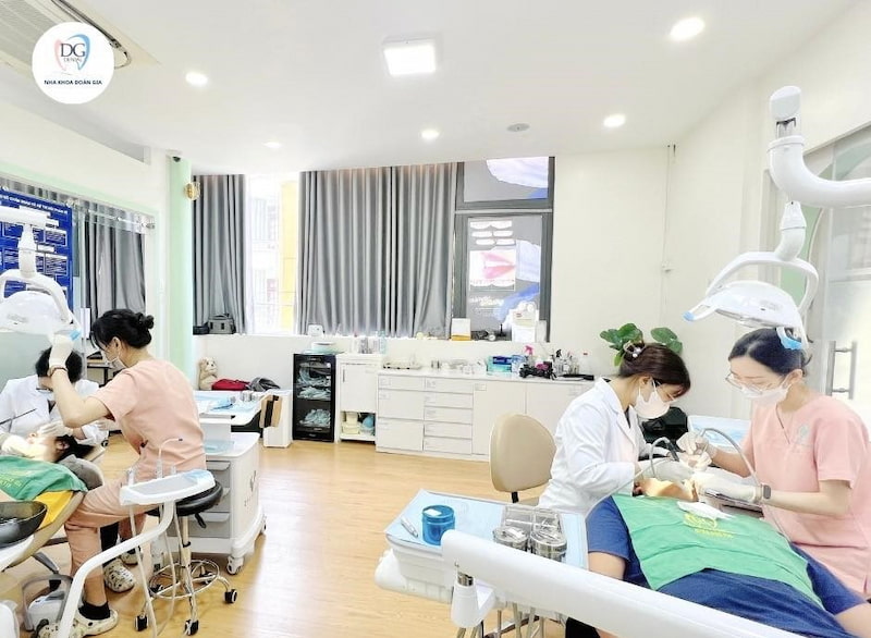 Gợi ý nha khoa ở quận Bình Tân uy tín có lượt đánh giá cao Đoàn Gia duy trì môi trường vô trùng nghiêm ngặt đảm bảo yếu tố an toàn
