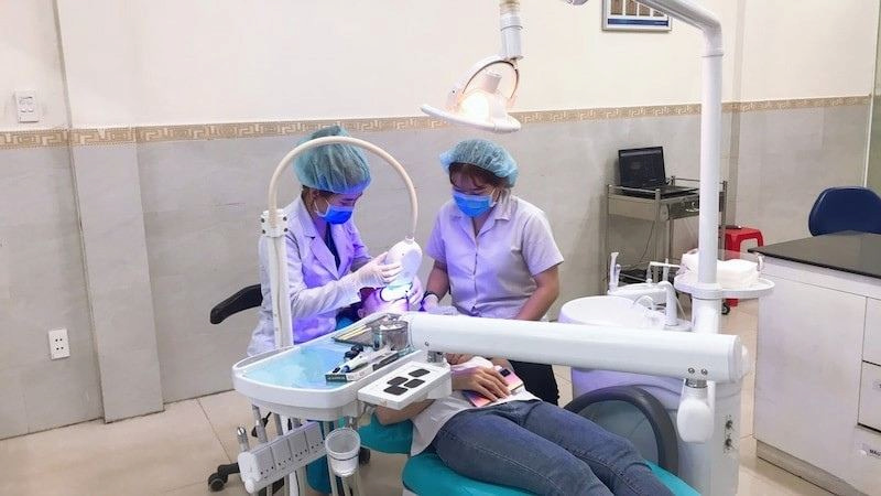 Gợi ý nha khoa ở quận Bình Tân uy tín có lượt đánh giá cao Adent luôn lắng nghe và đồng hành xuyên suốt cùng người bệnh