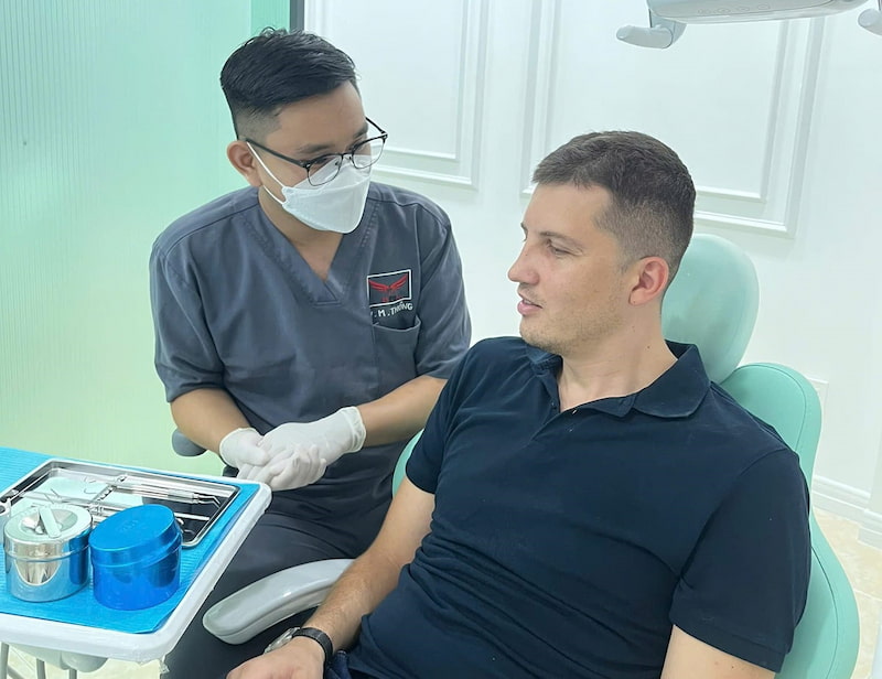 Review nha khoa ở quận Tân Bình được khách hàng tin chọn VIC'S nổi bật bởi triết lý điều trị toàn diện và cá nhân hóa