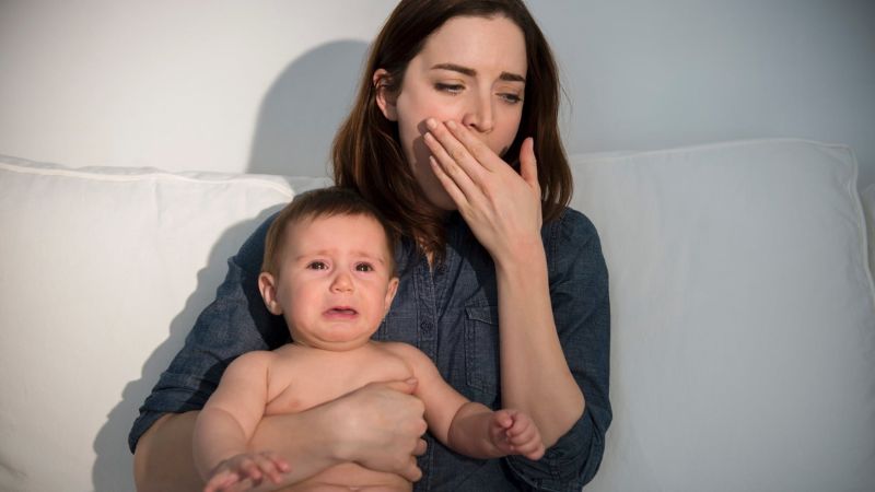 Sau sinh bị đau răng: Nguyên nhân và cách chữa hiệu quả Thiếu ngủ là nguyên nhân dẫn đến sau sinh bị đau răng