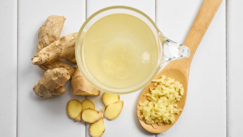 Mách bạn cách chữa đau nướu răng hiệu quả và ngừa tái phát Gừng mang tính ấm, chứa hoạt chất kháng khuẩn và chống viêm tự nhiên
