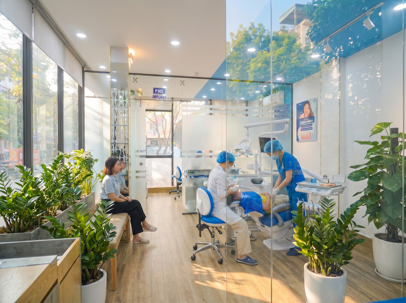 Top 10 nha khoa ở Dịch Vọng Hậu uy tín, chất lượng nhất Nha khoa Trang Dung có cơ sở vật chất hiện đại, thiết bị điều trị tân tiến